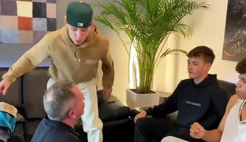 long hair master dirty sneaker